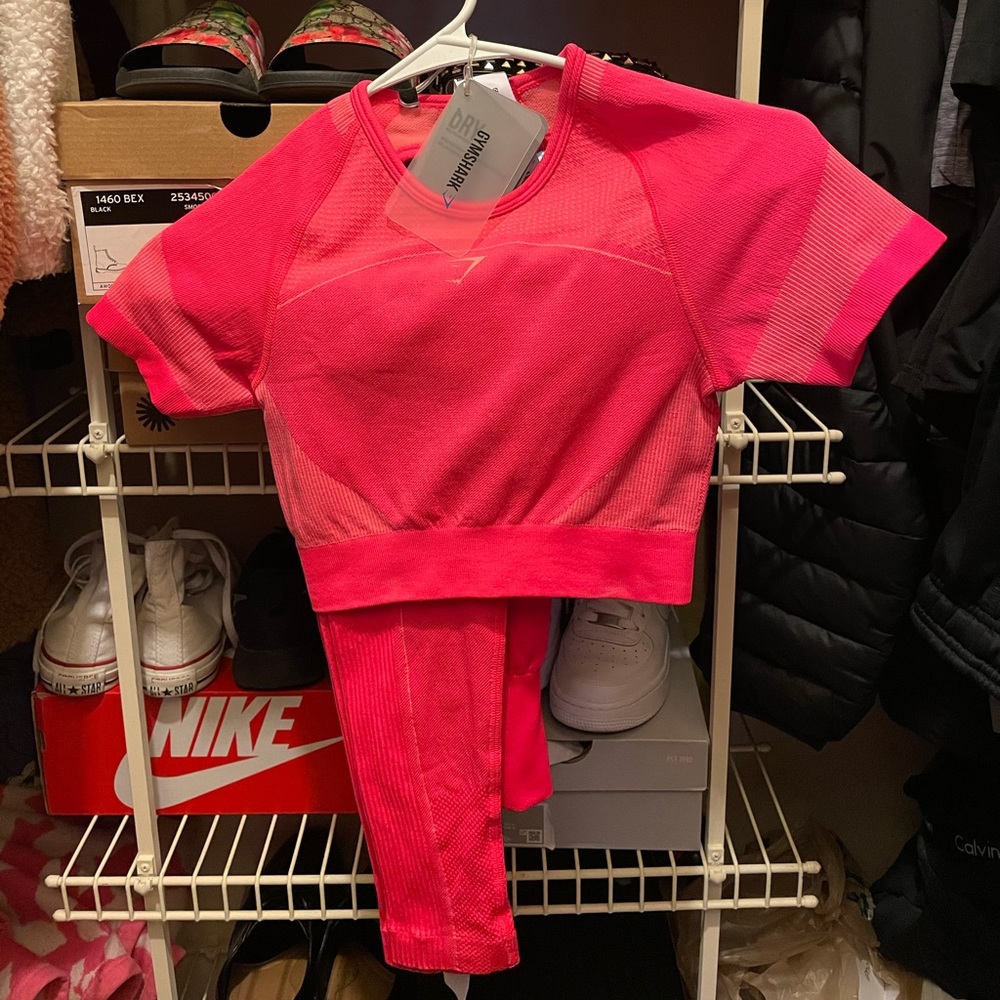 gym shark set NWT